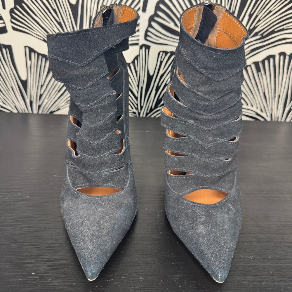 Steve Madden Dark Gray Heeled Boots